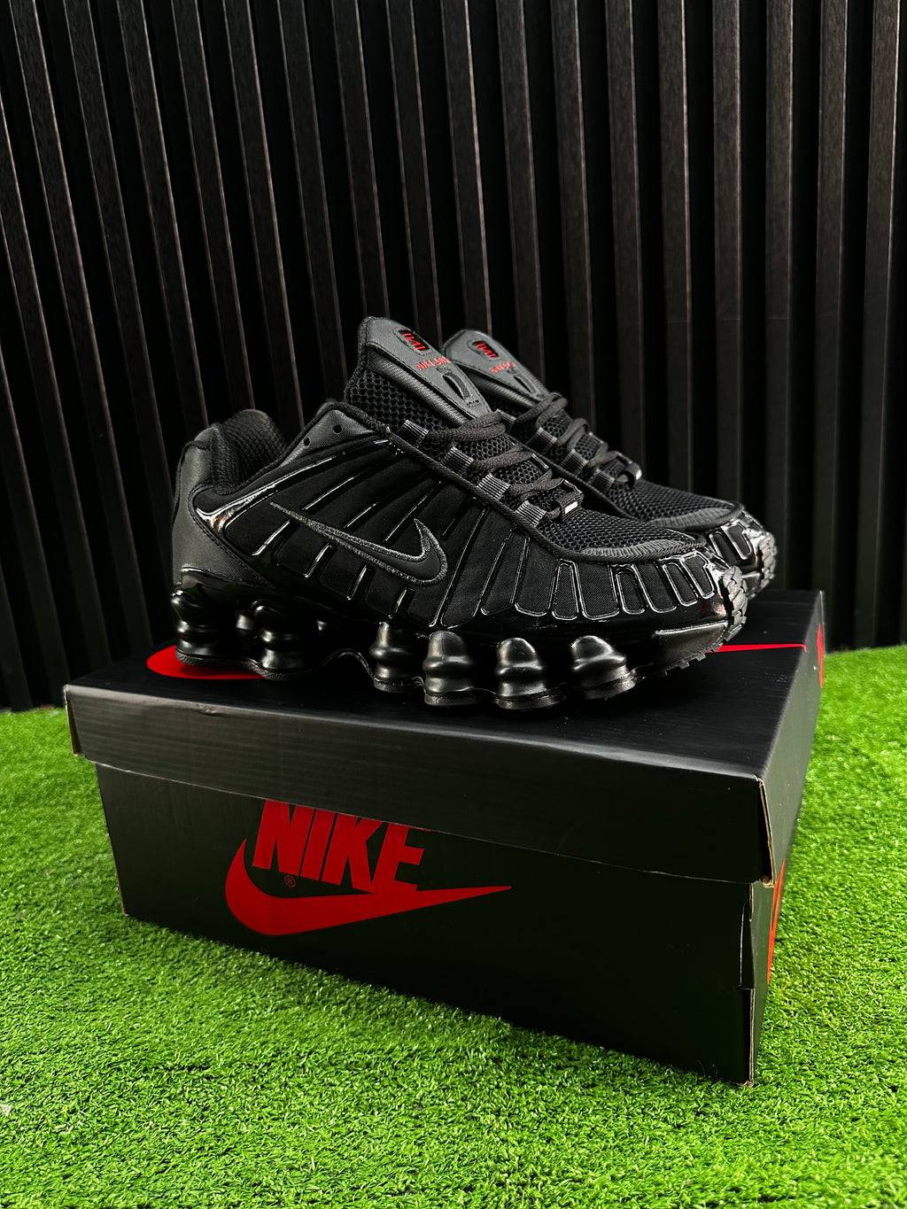 NIKE SHOX NEGRO