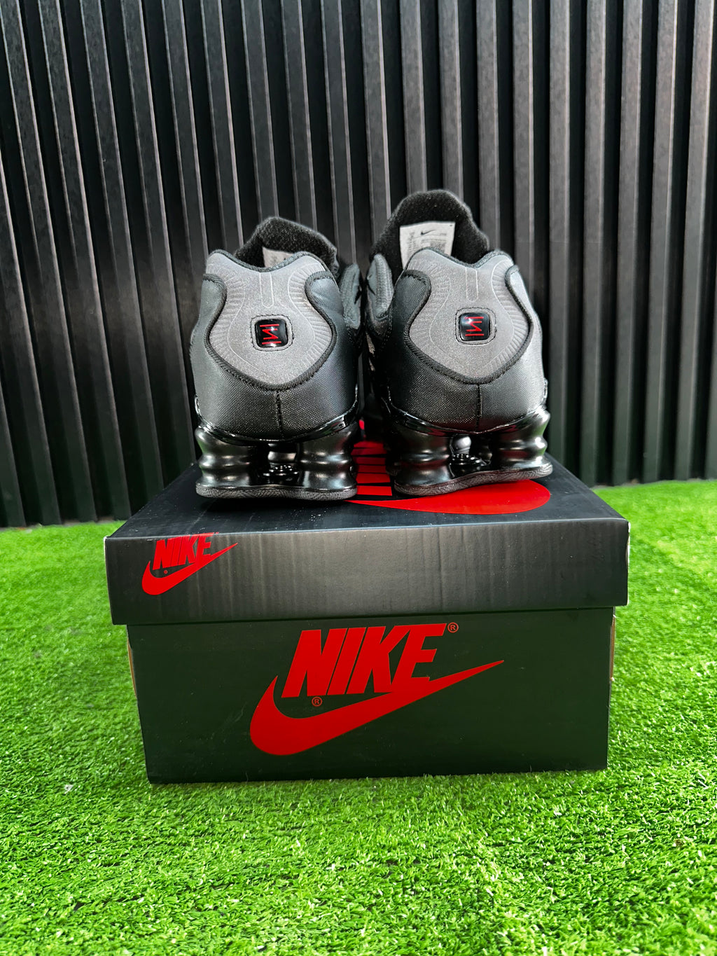NIKE SHOX NEGRO