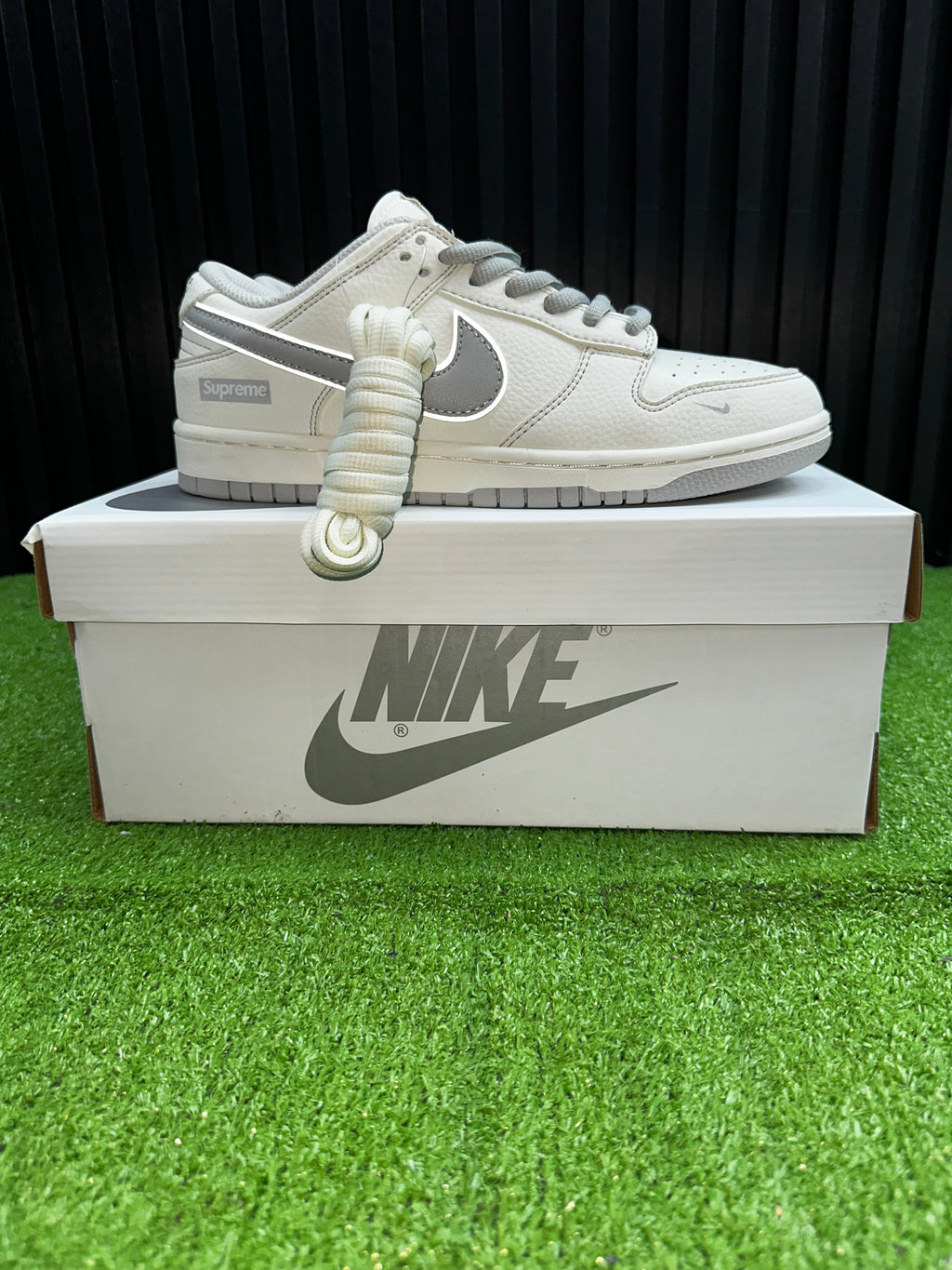 NIKE SB DUNK LOW BLANCO