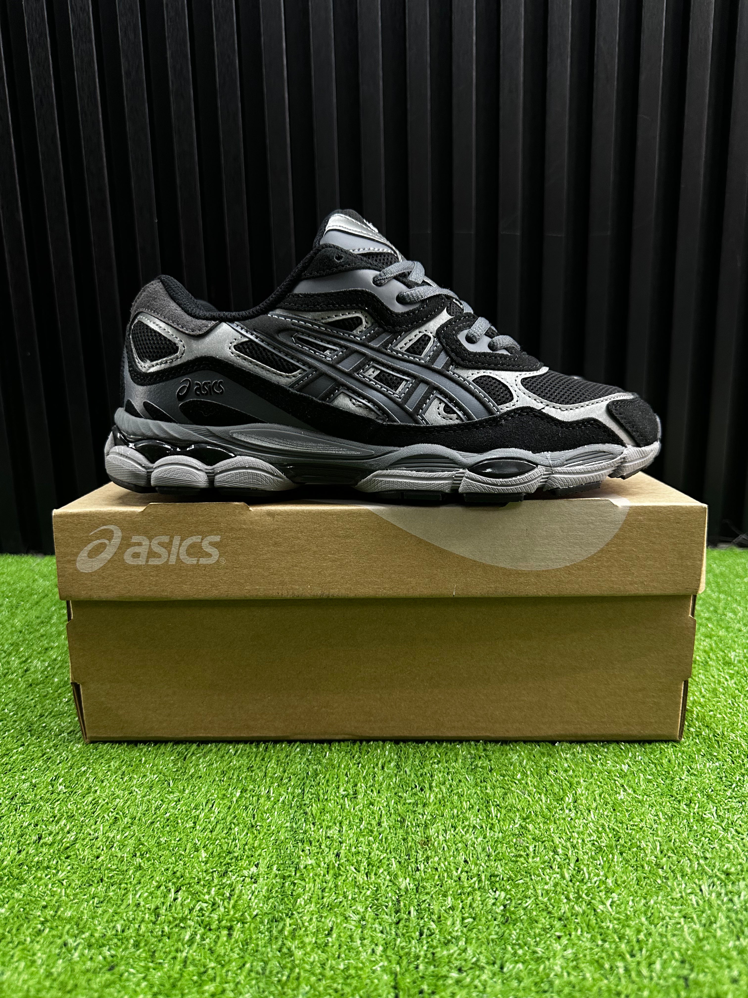 ASICS GEL NYC NEGRO