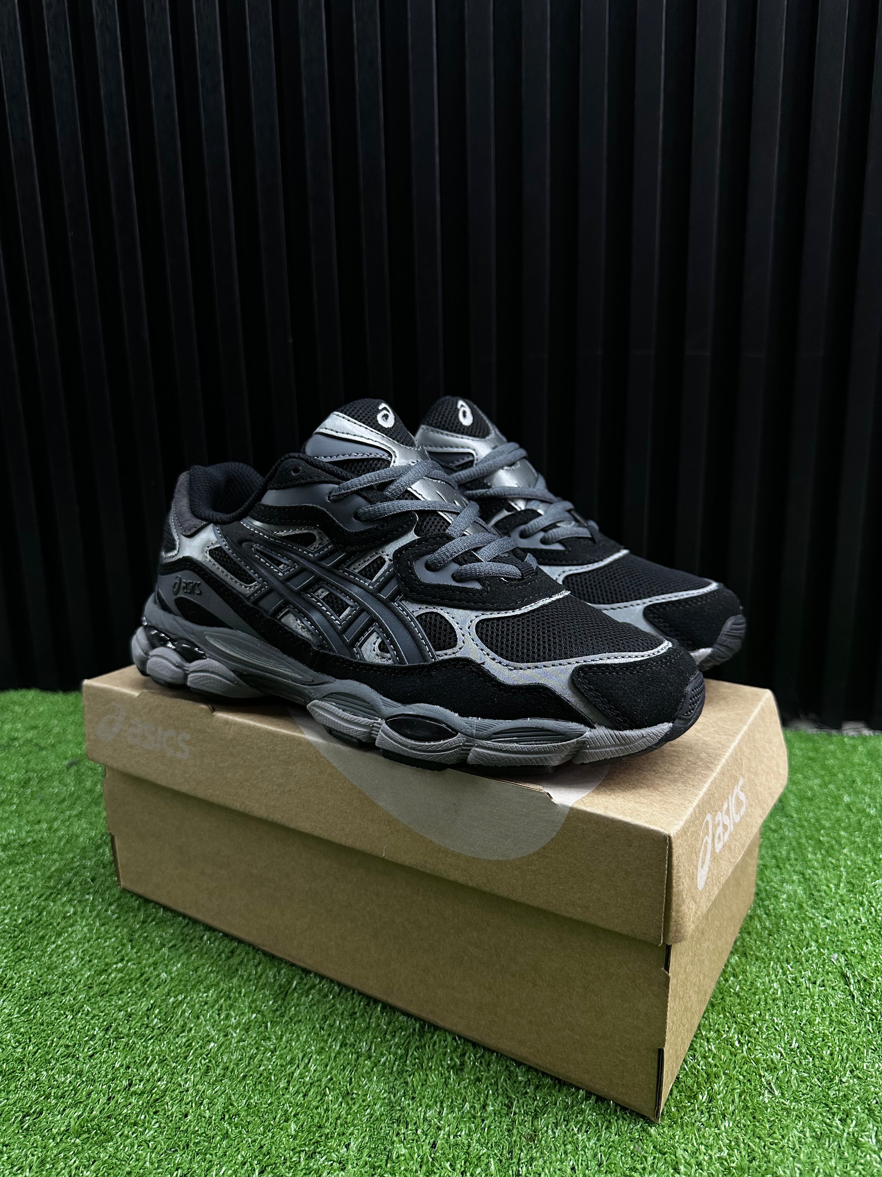 ASICS GEL NYC NEGRO