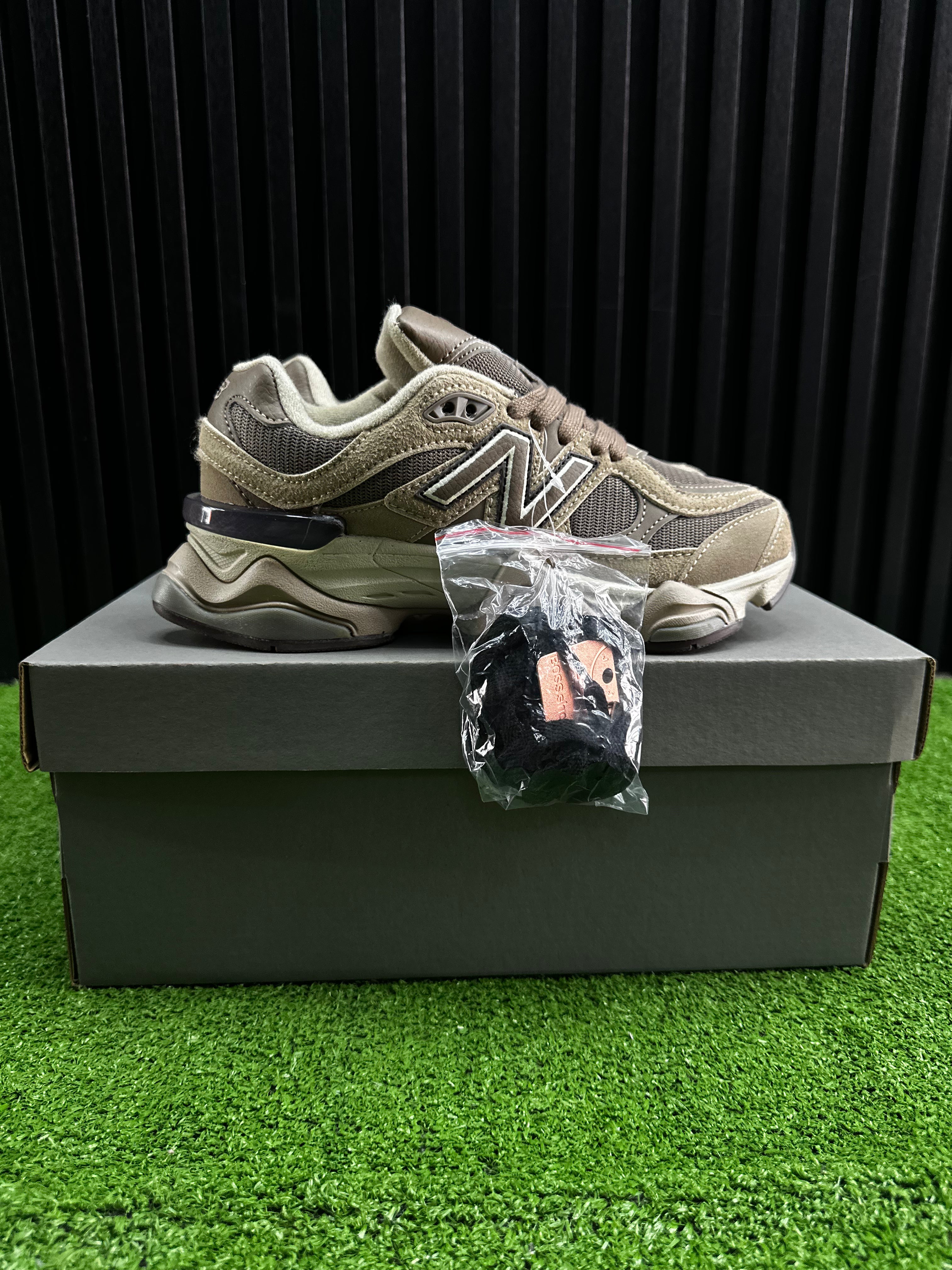 NB 9060 MARRÓN