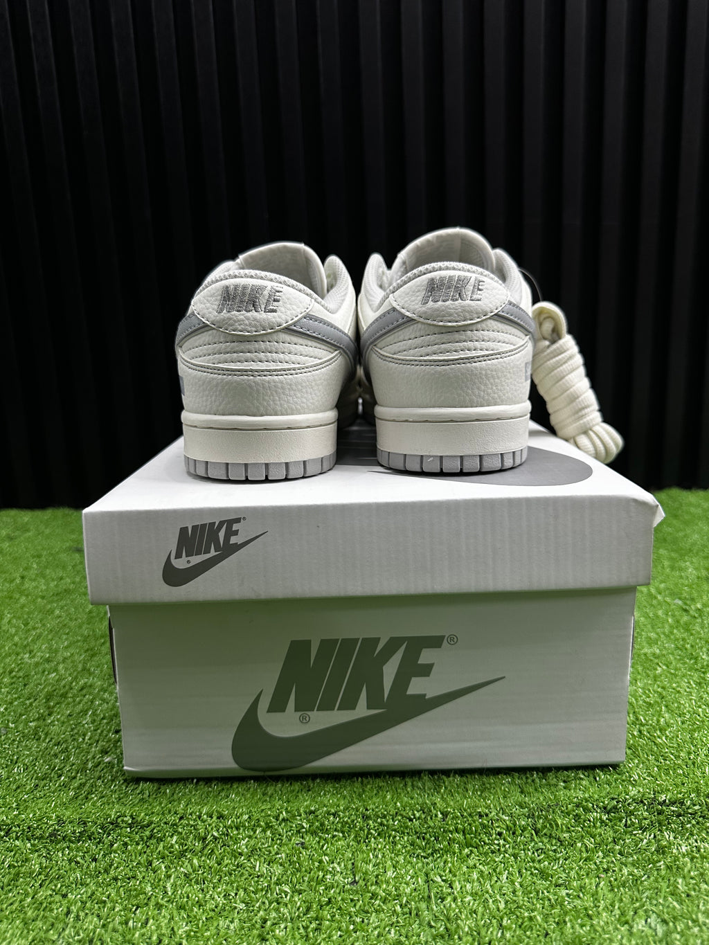 NIKE SB DUNK LOW BLANCO