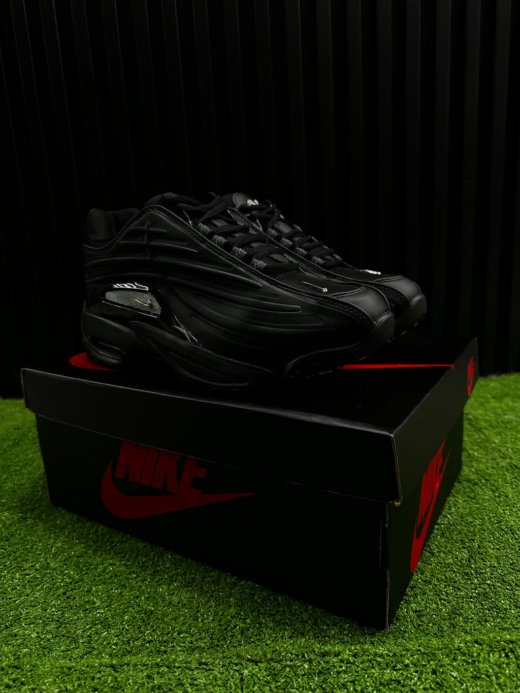 NOCTA HOT STEP 2 NEGRO
