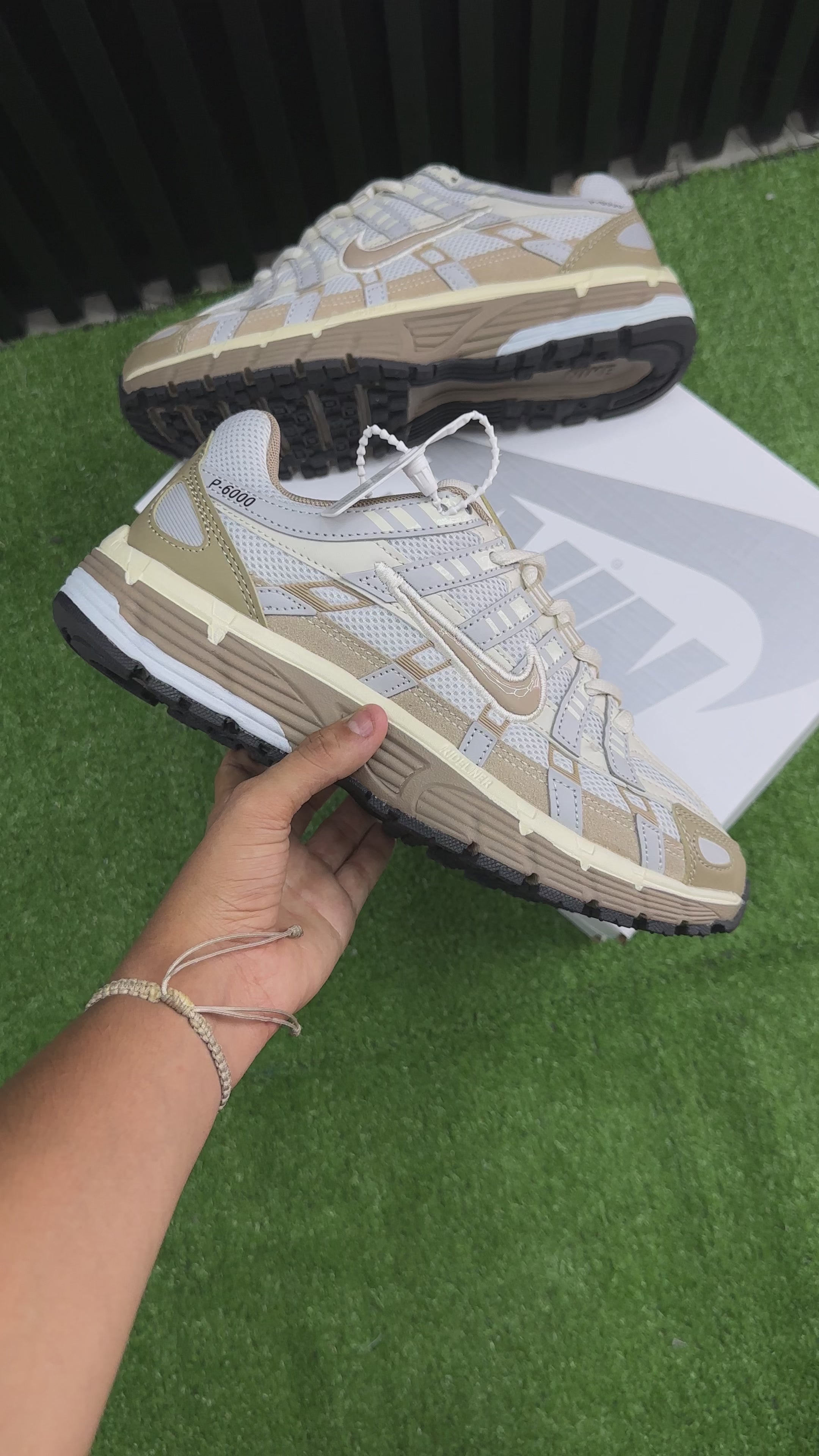 NIKE P-6000 BEIGE-CAFÉ